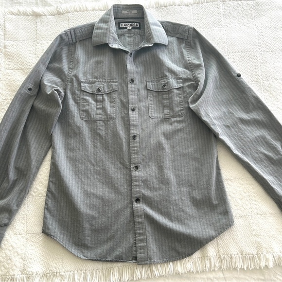 Express Men's Casual Button Down Shirt Gray Roll Tab Sleeve size Small 14 14.5 - Picture 6 of 16